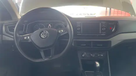 VOLKSWAGEN Polo Hatch 1.0 4P 170 TSI COMFORTLINE AUTOM�TICO, Foto 6