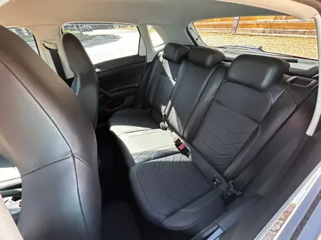 VOLKSWAGEN Polo Hatch 1.0 4P 170 TSI HIGHLINE AUTOM�TICO, Foto 9