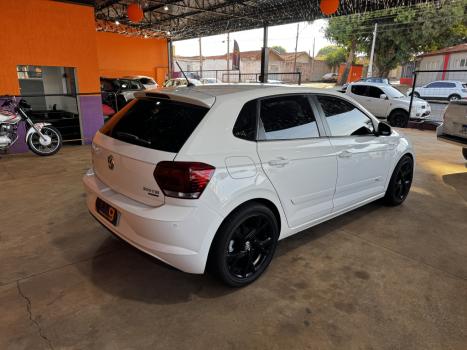 VOLKSWAGEN Polo Hatch 1.0 12V 4P 200 TSI  COMFORTLINE AUTOM�TICO, Foto 6
