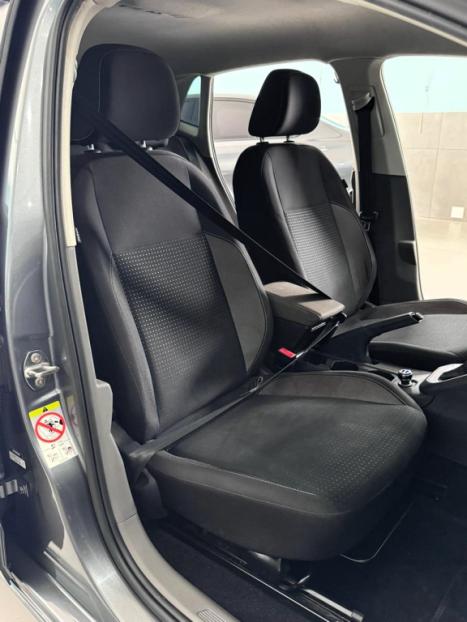 VOLKSWAGEN Polo Hatch 1.0 12V 4P 200 TSI  COMFORTLINE AUTOM�TICO, Foto 16
