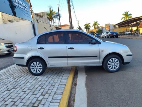 VOLKSWAGEN Polo Sedan 1.6 4P COMFORTLINE, Foto 5