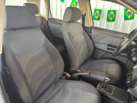 VOLKSWAGEN Polo Sedan 1.6 4P, Foto 4