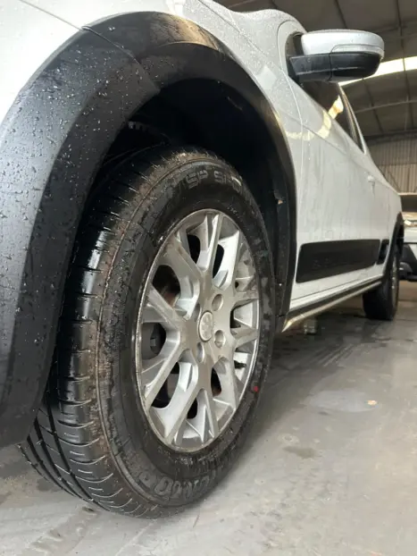 VOLKSWAGEN Saveiro 1.6 16V G6 CROSS CABINE ESTENDIDA FLEX, Foto 10