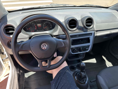 VOLKSWAGEN Saveiro 1.6 G7 CABINE SIMPLES ROBUST FLEX, Foto 9