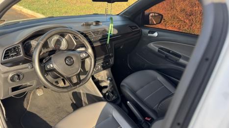 VOLKSWAGEN Saveiro 1.6 G7 CABINE DUPLA CROSS FLEX, Foto 9