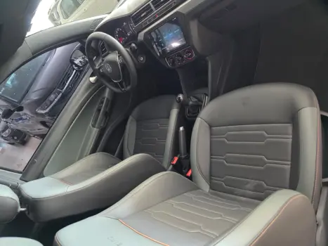 VOLKSWAGEN Saveiro 1.6 16V FLEX MSI EXTREME CABINE DUPLA, Foto 15