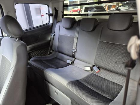 VOLKSWAGEN Saveiro 1.6 FLEX MSI ROBUST CABINE DUPLA, Foto 6