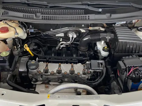 VOLKSWAGEN Saveiro 1.6 16V FLEX MSI TRENDLINE CABINE SIMPLES, Foto 9