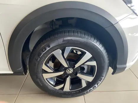 VOLKSWAGEN Saveiro 1.6 16V FLEX MSI TRENDLINE CABINE SIMPLES, Foto 10
