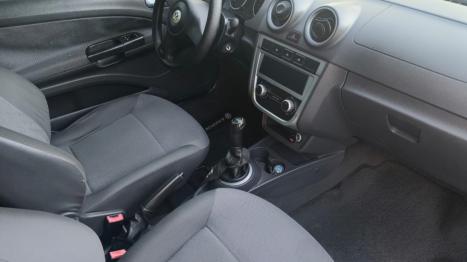 VOLKSWAGEN Saveiro 1.6 CABINE ESTENDIDA FLEX, Foto 8