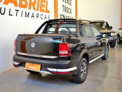 VOLKSWAGEN Saveiro 1.6 G7 CABINE DUPLA CROSS FLEX, Foto 4
