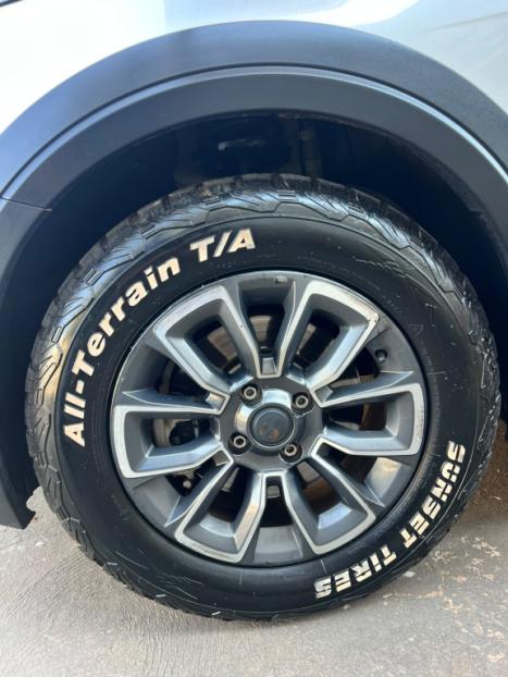 VOLKSWAGEN Saveiro 1.6 G7 CABINE DUPLA CROSS FLEX, Foto 9