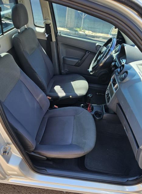 VOLKSWAGEN Saveiro 1.6 G4 TREND FLEX, Foto 4