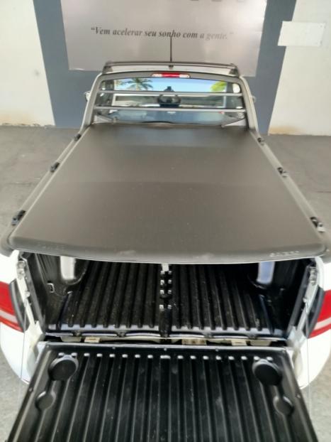 VOLKSWAGEN Saveiro 1.6 16V FLEX MSI ROBUST CABINE SIMPLES, Foto 7