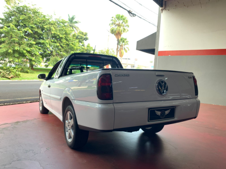 VOLKSWAGEN Saveiro 2.0 TSI, Foto 8 VOLKSWAGEN Saveiro 2.0 TSI, Foto 8