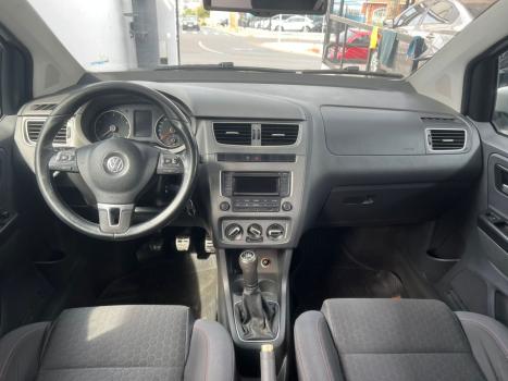 VOLKSWAGEN Space Cross 1.6 4P FLEX, Foto 8