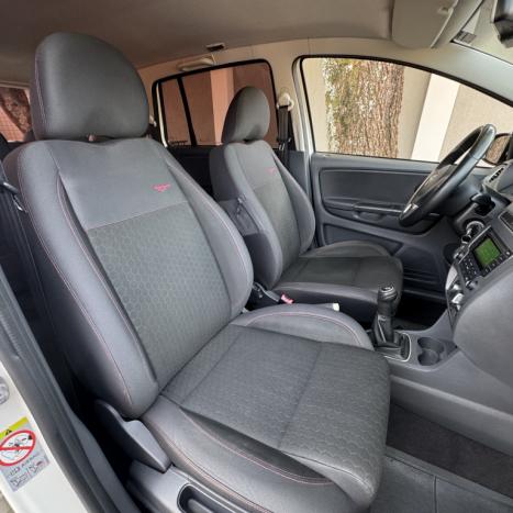 VOLKSWAGEN Space Cross 1.6 4P FLEX, Foto 14