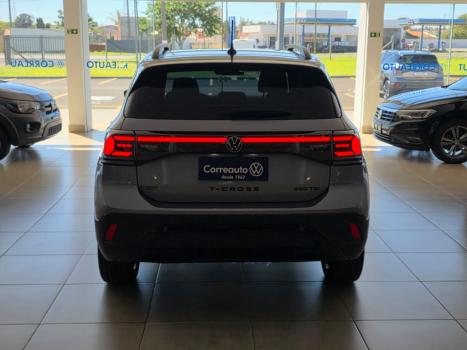 VOLKSWAGEN T-Cross 1.4 4P 250 TSI FLEX HIGHLINE AUTOMÁTICO, Foto 5 VOLKSWAGEN T-Cross 1.4 4P 250 TSI FLEX HIGHLINE AUTOMÁTICO, Foto 5