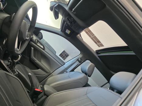 VOLKSWAGEN T-Cross 1.4 4P 250 TSI FLEX HIGHLINE AUTOMÁTICO, Foto 17 VOLKSWAGEN T-Cross 1.4 4P 250 TSI FLEX HIGHLINE AUTOMÁTICO, Foto 17