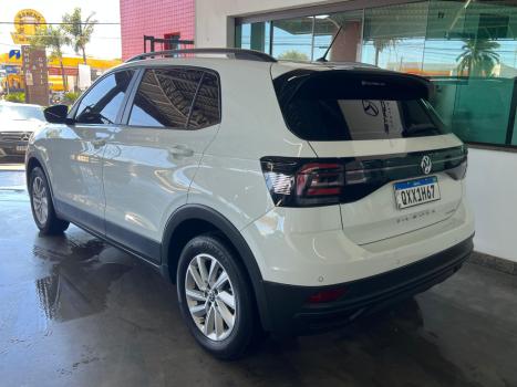 VOLKSWAGEN T-Cross 1.0 4P 200 TSI FLEX, Foto 2 VOLKSWAGEN T-Cross 1.0 4P 200 TSI FLEX, Foto 2