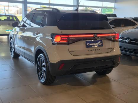 VOLKSWAGEN T-Cross 1.4 4P 250 TSI FLEX HIGHLINE AUTOMTICO, Foto 4