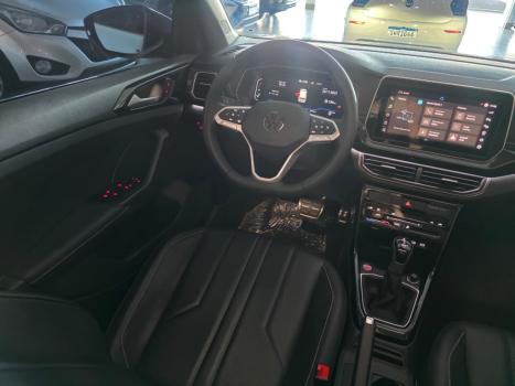 VOLKSWAGEN T-Cross 1.4 4P 250 TSI FLEX HIGHLINE AUTOMTICO, Foto 13