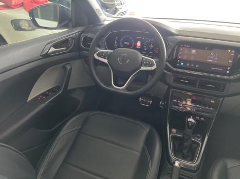 VOLKSWAGEN T-Cross 1.4 4P 250 TSI FLEX HIGHLINE AUTOM�TICO, Foto 19