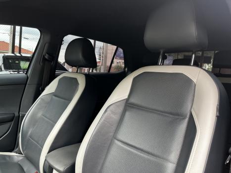 VOLKSWAGEN T-Cross 1.4 4P 250 TSI FLEX HIGHLINE AUTOM�TICO, Foto 3