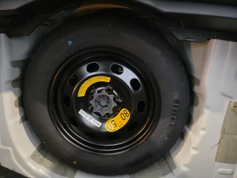 VOLKSWAGEN T-Cross 1.4 4P 250 TSI FLEX HIGHLINE AUTOM�TICO, Foto 9