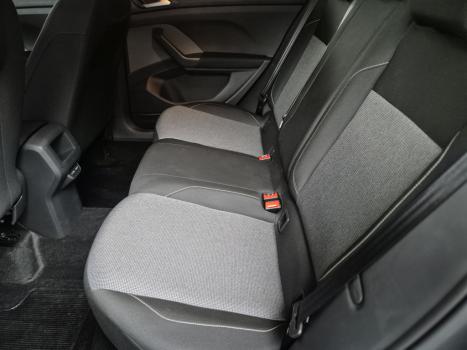 VOLKSWAGEN T-Cross 1.4 4P 250 TSI FLEX HIGHLINE AUTOM�TICO, Foto 8