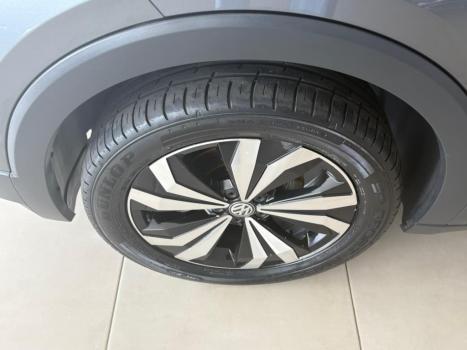 VOLKSWAGEN T-Cross 1.4 4P 250 TSI FLEX HIGHLINE AUTOM�TICO, Foto 7