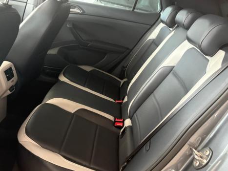 VOLKSWAGEN T-Cross 1.4 4P 250 TSI FLEX HIGHLINE AUTOM�TICO, Foto 15