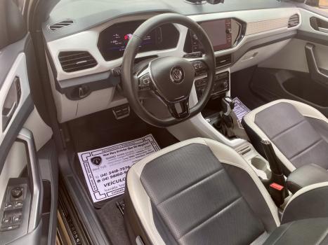 VOLKSWAGEN T-Cross 1.4 4P 250 TSI FLEX HIGHLINE AUTOM�TICO, Foto 12