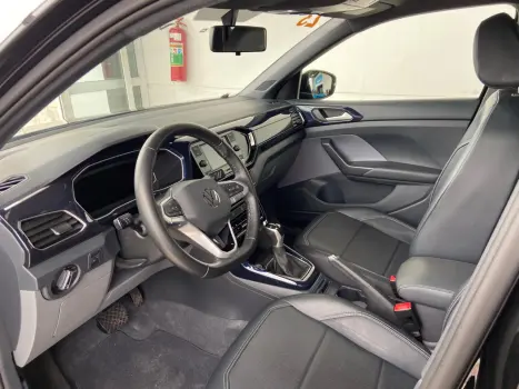 VOLKSWAGEN T-Cross 1.0 4P 200 TSI FLEX COMFORTLINE AUTOM�TICO, Foto 4