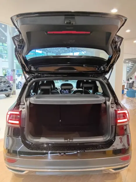 VOLKSWAGEN T-Cross 1.0 4P 200 TSI FLEX COMFORTLINE AUTOM�TICO, Foto 12