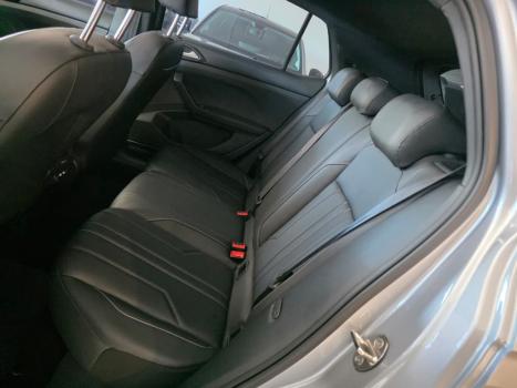 VOLKSWAGEN T-Cross 1.4 4P 250 TSI FLEX HIGHLINE AUTOM�TICO, Foto 14