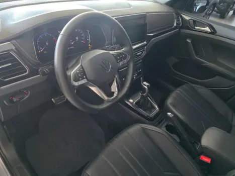 VOLKSWAGEN T-Cross 1.4 4P 250 TSI FLEX HIGHLINE AUTOM�TICO, Foto 16