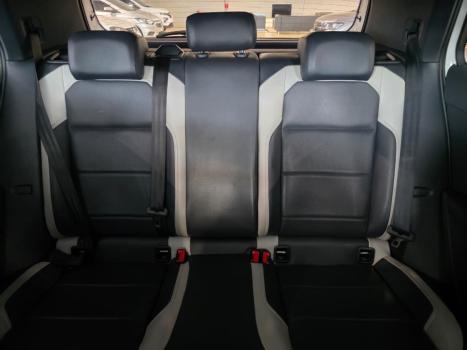 VOLKSWAGEN T-Cross 1.4 4P 250 TSI FLEX HIGHLINE AUTOM�TICO, Foto 19