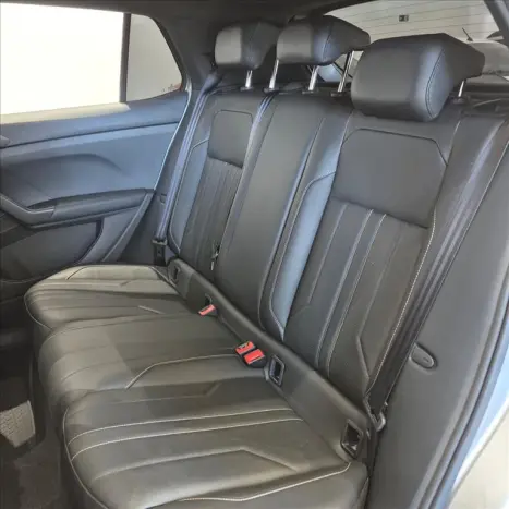 VOLKSWAGEN T-Cross 1.4 4P 250 TSI FLEX HIGHLINE AUTOM�TICO, Foto 17