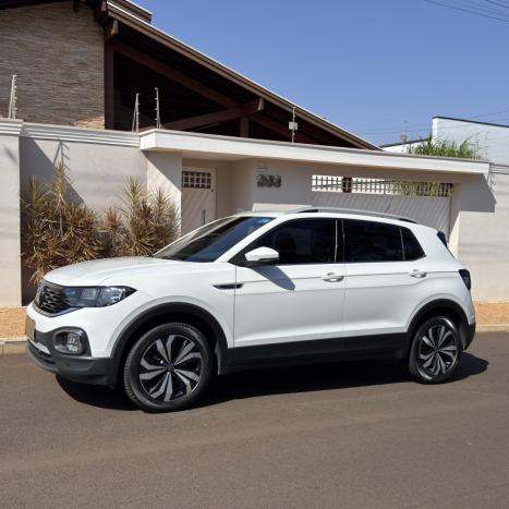 VOLKSWAGEN T-Cross 1.4 4P 250 TSI FLEX HIGHLINE AUTOM�TICO, Foto 8