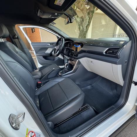 VOLKSWAGEN T-Cross 1.4 4P 250 TSI FLEX HIGHLINE AUTOM�TICO, Foto 19