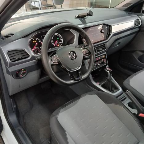 VOLKSWAGEN T-Cross 1.0 4P 200 TSI FLEX COMFORTLINE AUTOMÁTICO, Foto 4