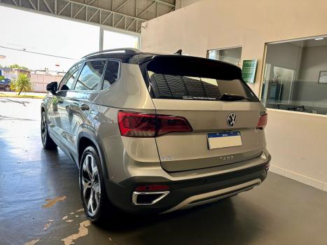 VOLKSWAGEN Taos 1.4 16V 4P FLEX 250 TSI HIGHLINE AUTOM�TICO, Foto 12