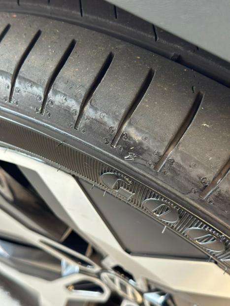 VOLKSWAGEN Taos 1.4 16V 4P FLEX 250 TSI HIGHLINE AUTOM�TICO, Foto 15