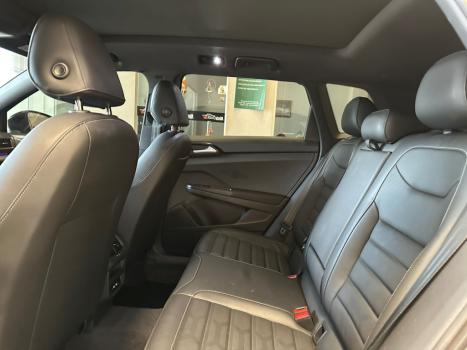 VOLKSWAGEN Taos 1.4 16V 4P FLEX 250 TSI HIGHLINE AUTOM�TICO, Foto 23