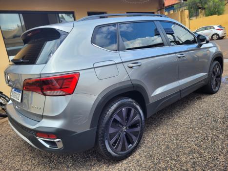 VOLKSWAGEN Taos 1.4 16V 4P FLEX 250 TSI COMFORTLINE AUTOM�TICO, Foto 3