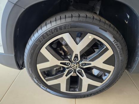 VOLKSWAGEN Taos 1.4 16V 4P FLEX 250 TSI HIGHLINE AUTOM�TICO, Foto 10