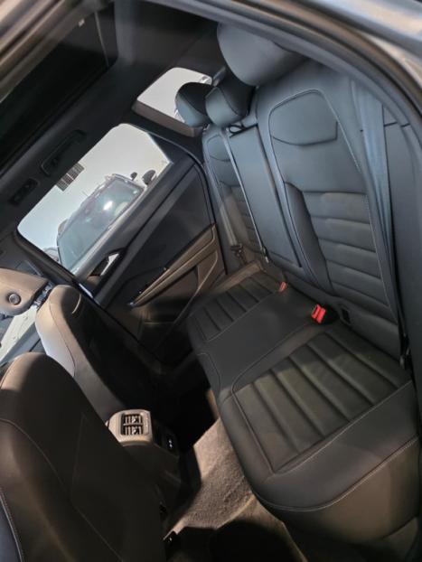 VOLKSWAGEN Taos 1.4 16V 4P FLEX 250 TSI HIGHLINE AUTOM�TICO, Foto 19