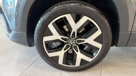 VOLKSWAGEN Taos 1.4 16V 4P FLEX 250 TSI HIGHLINE AUTOM�TICO, Foto 9