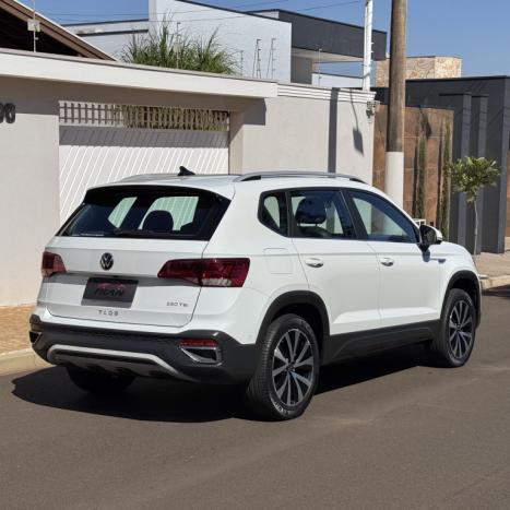 VOLKSWAGEN Taos 1.4 16V 4P FLEX 250 TSI HIGHLINE AUTOM�TICO, Foto 2